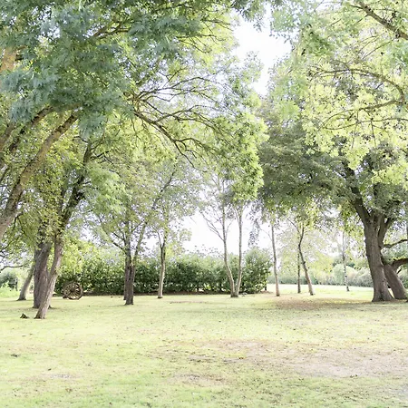 Domaine Malar 3* 吉维瓦尔